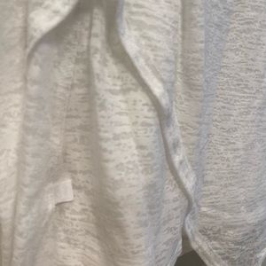 Lulu Lemon LS Top Size 2 so cute!